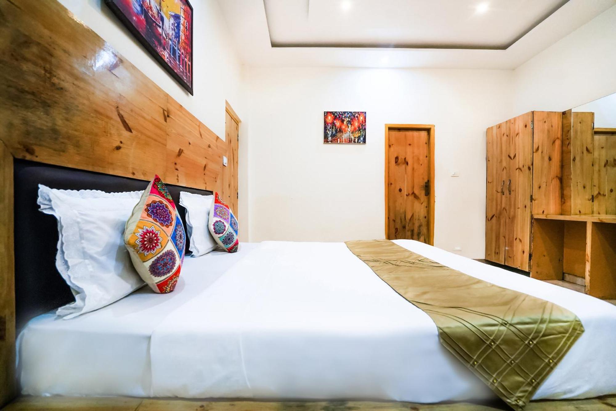 The Bunksters Mcleodganj, Dharmkot Pansiyon McLeod Ganj Dış mekan fotoğraf